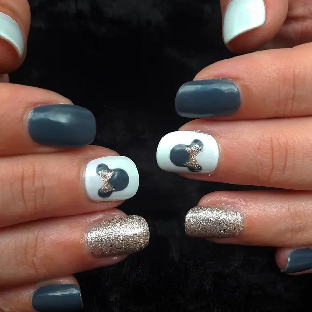 Nail art Minnie de sur