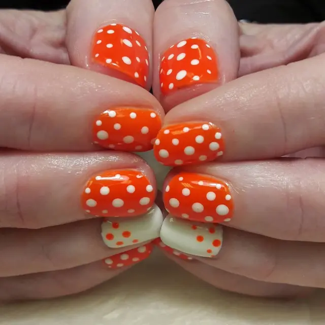 Little dots