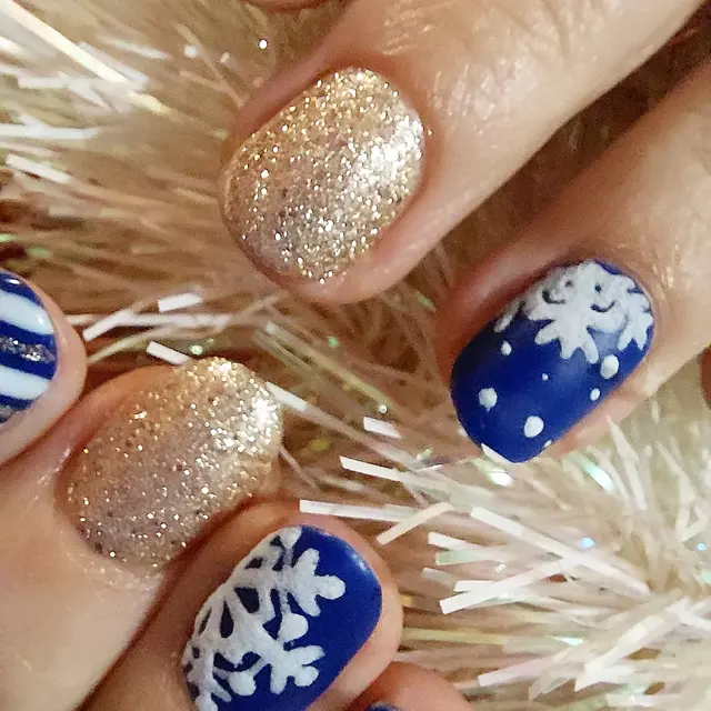 1er nail art hivernal.