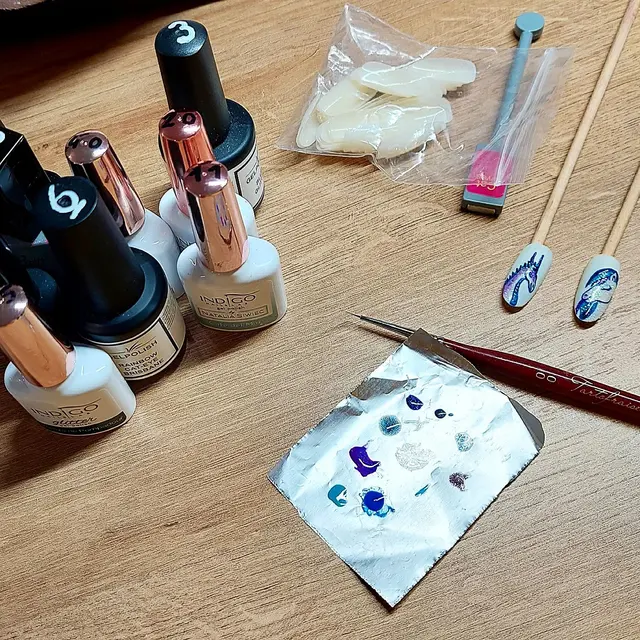 Résultat de mon nail art thème et pour l'anniversaire de mon filleul et ma nièce.