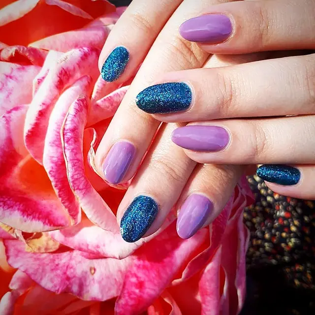 When I'm visiting the roses garden in and I also love my nails by