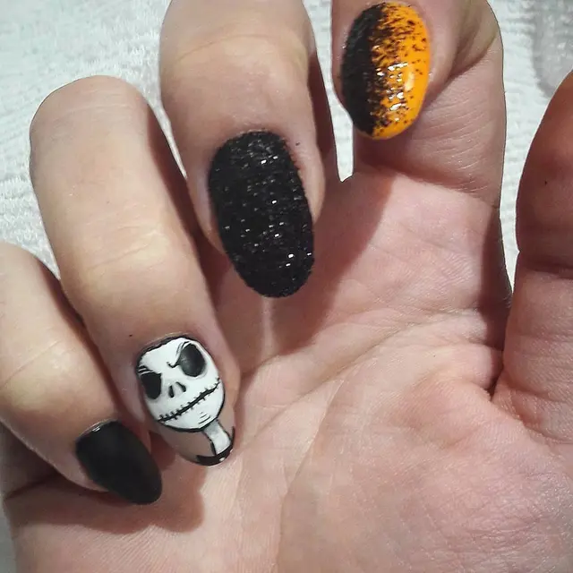 Mr Jack & son chien Zéro Qui aime Halloween??