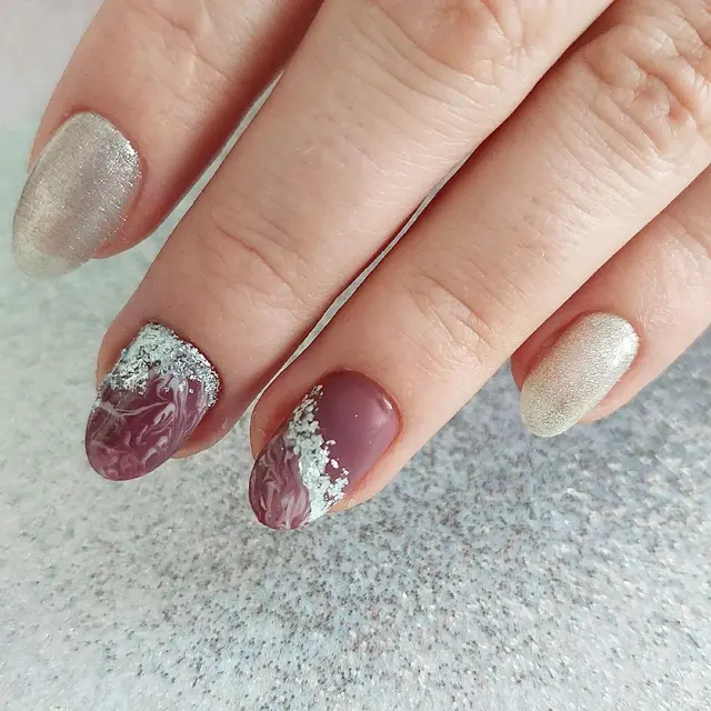 a encore craquée pour des nouveautés, les feuilles d'argent (existe en doré et bronze) et ce magnifique semi aux…
