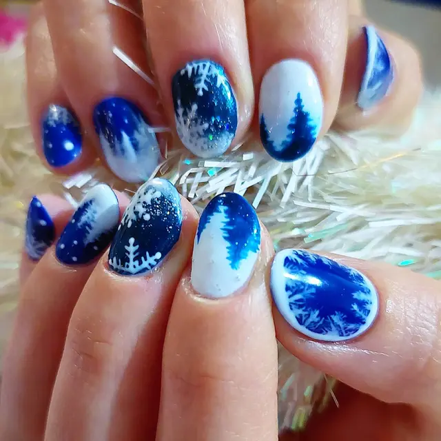 Vacances à la neige Un nail art qui donne envie d'avoir de la neige.