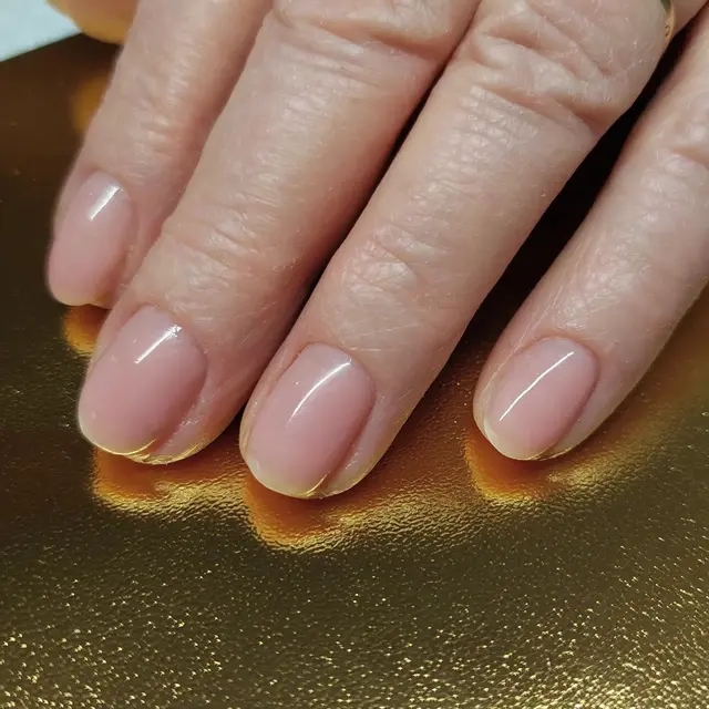 Dépose après 6 semaines de semi-permanent.