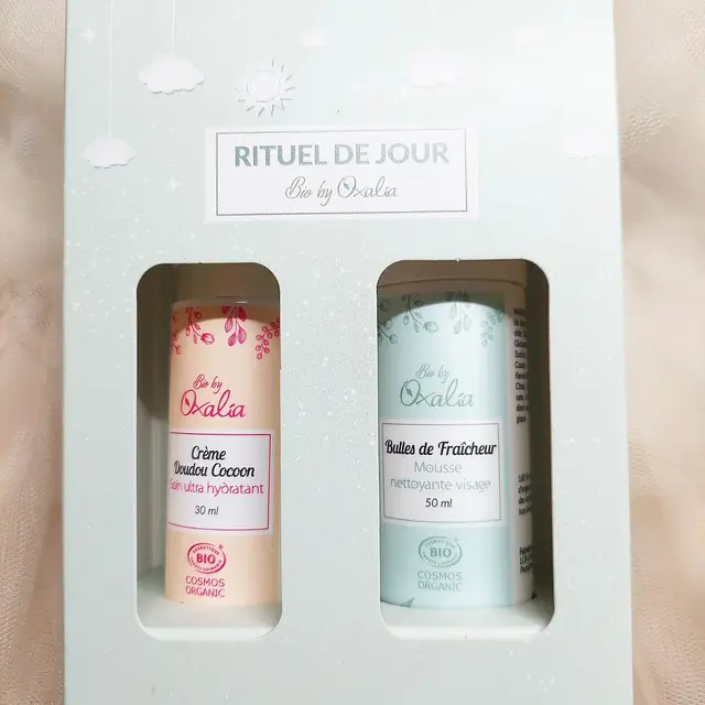 Retrouvez dans votre institut les coffrets de Noël 1- Rituel de nuit huile démaquillante, la nouveauté Oxalia de cette…
