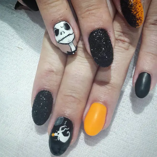 Mr Jack & son chien Zéro Qui aime Halloween??