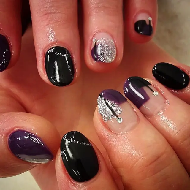 Purple geometric