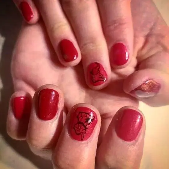 Elle voulait du rouge et un éléphant comme son tatouage, voila qui est fait Une bonne reprise avec des challenges, fun…